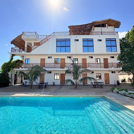 Mexhe Hotel El Cuyo Zewnętrze zdjęcie
