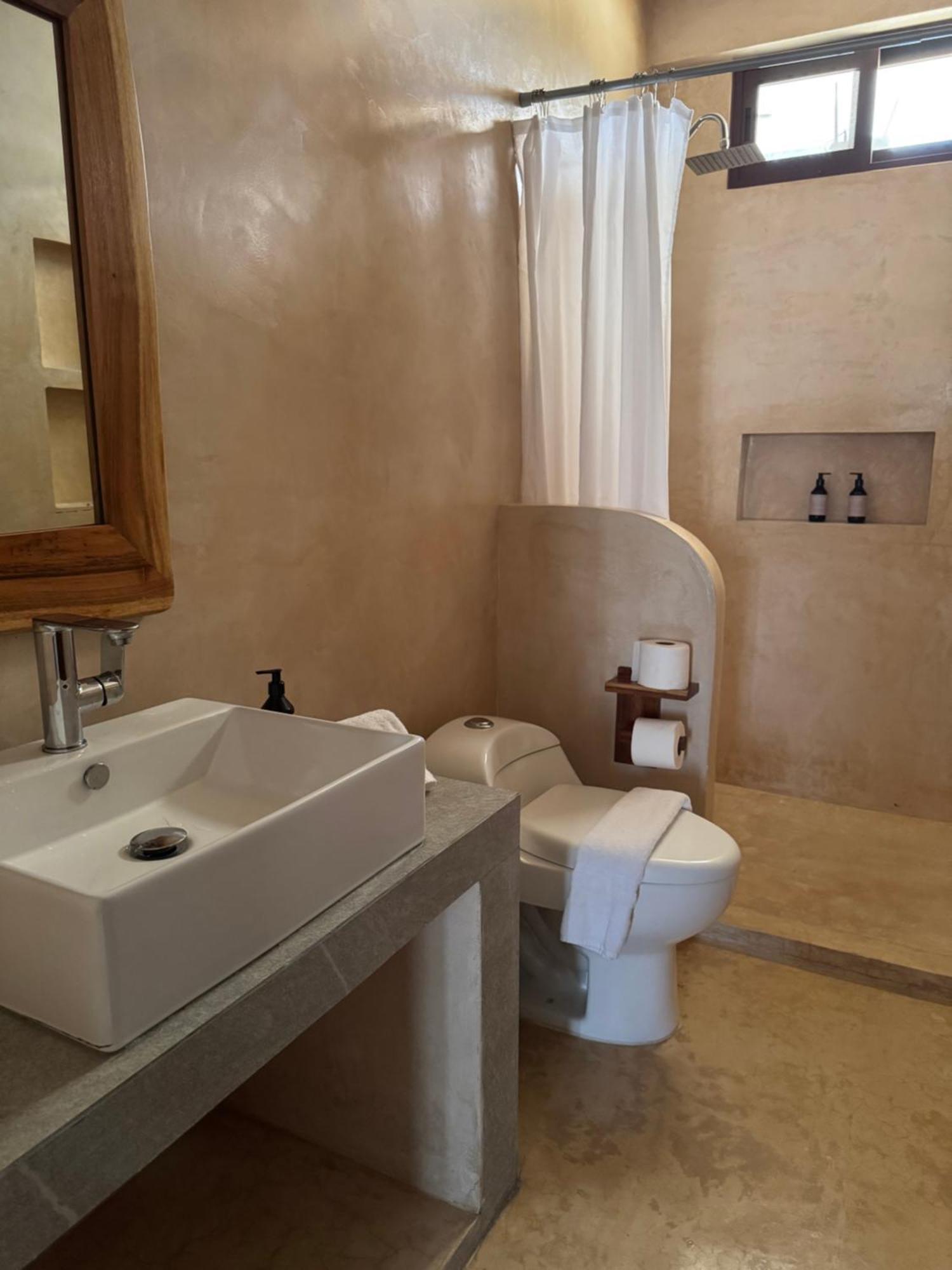 Mexhe Hotel El Cuyo Zewnętrze zdjęcie