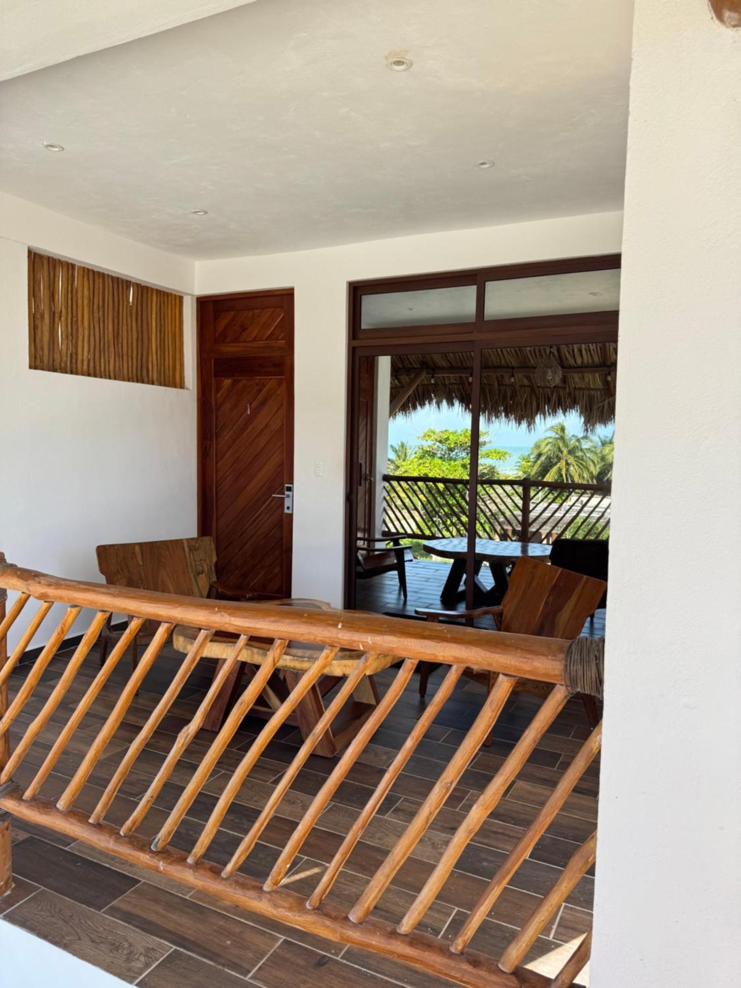 Mexhe Hotel El Cuyo Zewnętrze zdjęcie