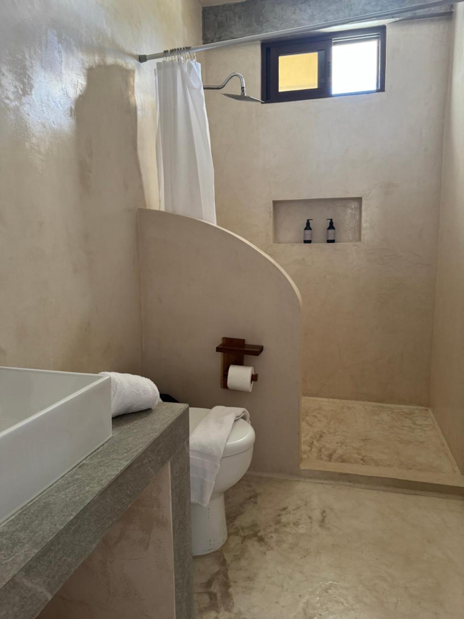 Mexhe Hotel El Cuyo Zewnętrze zdjęcie