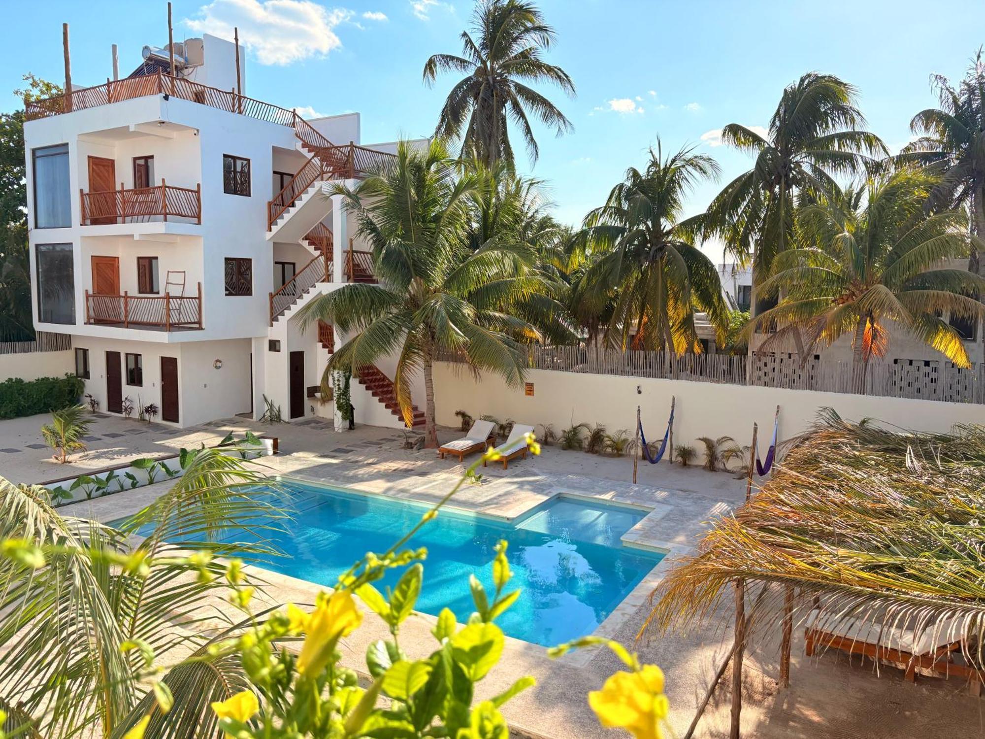 Mexhe Hotel El Cuyo Zewnętrze zdjęcie